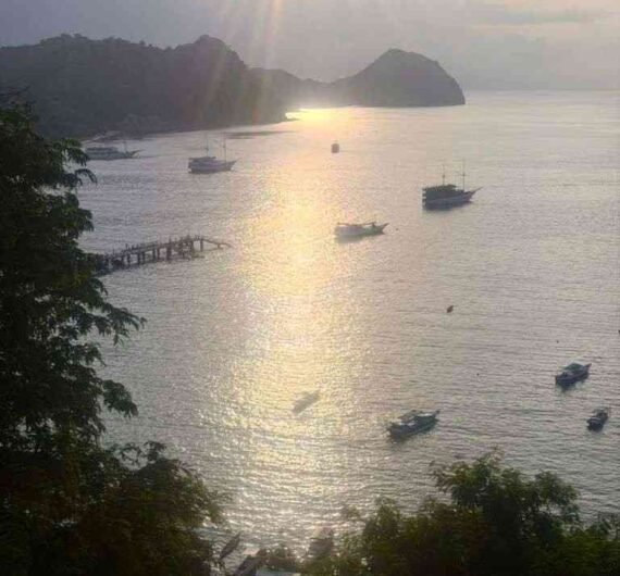 Scenic bay view with boats near Villa Lantai Labuan Bajo Indonesia